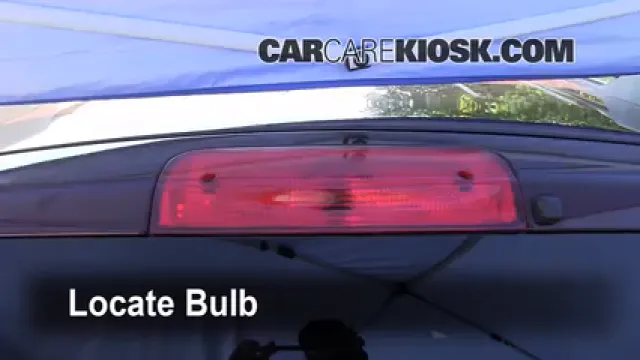 2004 Dodge Durango SLT 5.7L V8 Éclairage Feu de freinage central (remplacer l'ampoule)